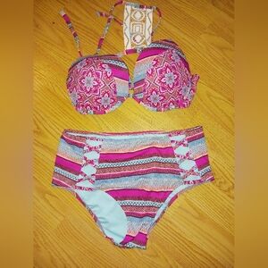 Shade & Shore Turquoise and Pink Patterned Bikini Top